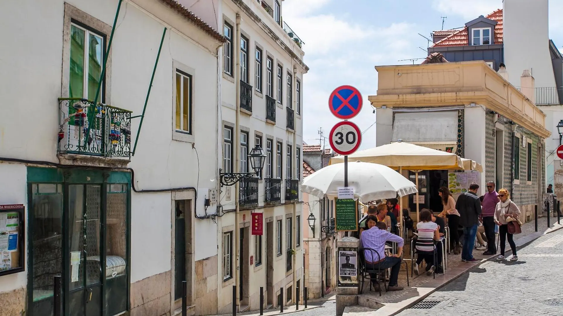 B2 Beautiful Sunny Loft Bairro Alto - Bica Lägenhet Lisboa