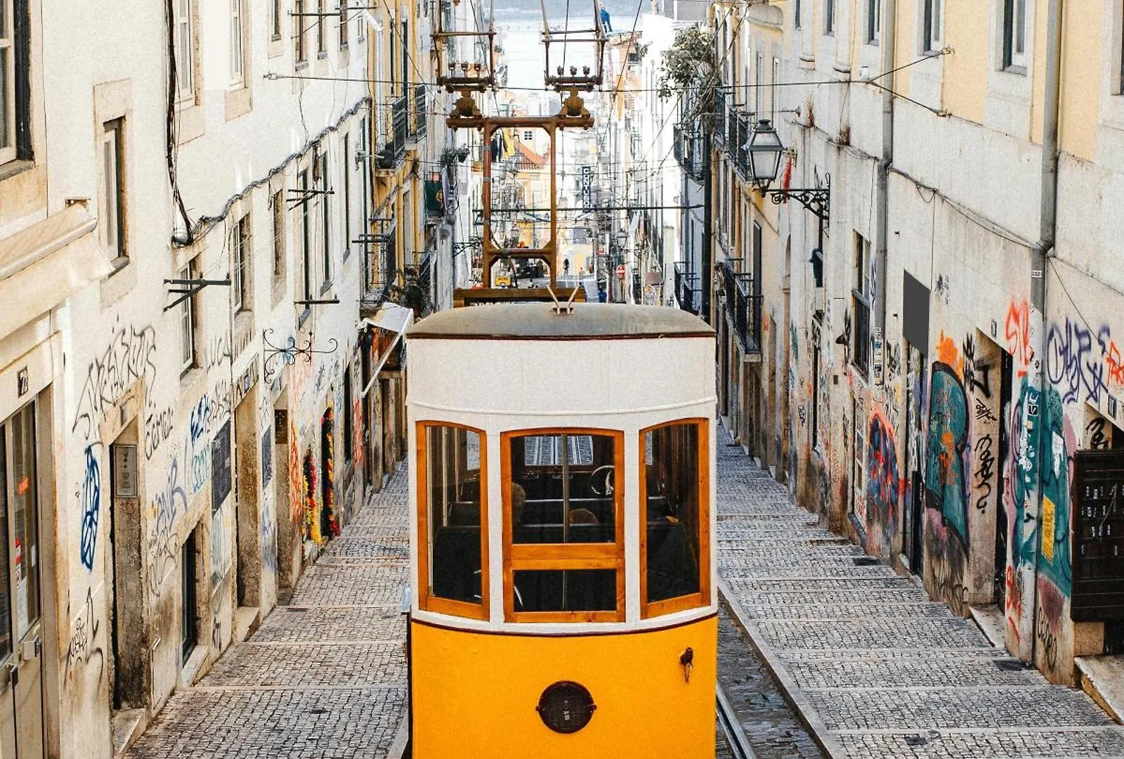 B2 Beautiful Sunny Loft Bairro Alto - Bica Lägenhet Lisboa