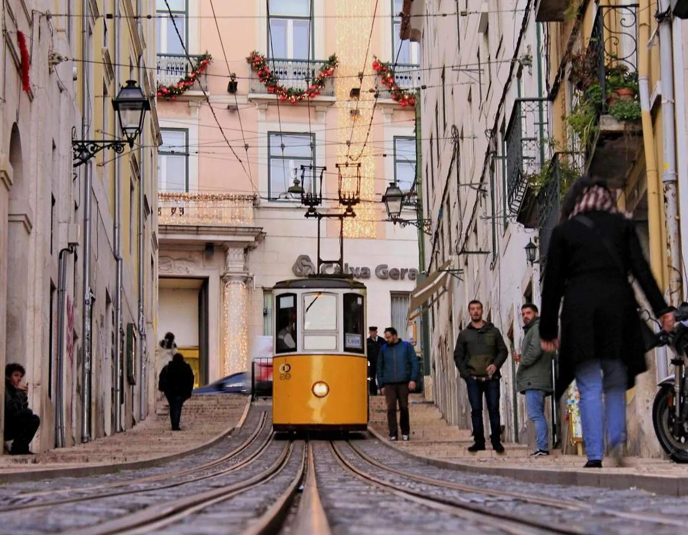 B2 Beautiful Sunny Loft Bairro Alto - Bica Lägenhet Lisboa