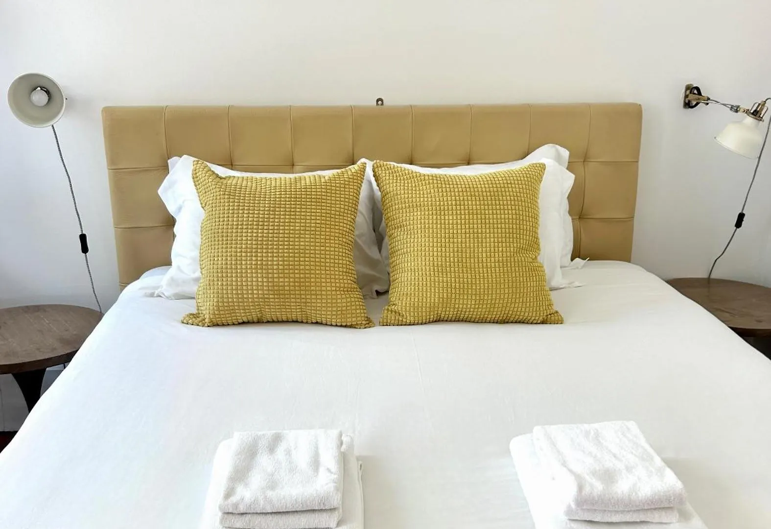 B2 Beautiful Sunny Loft Bairro Alto - Bica Lägenhet Lisboa