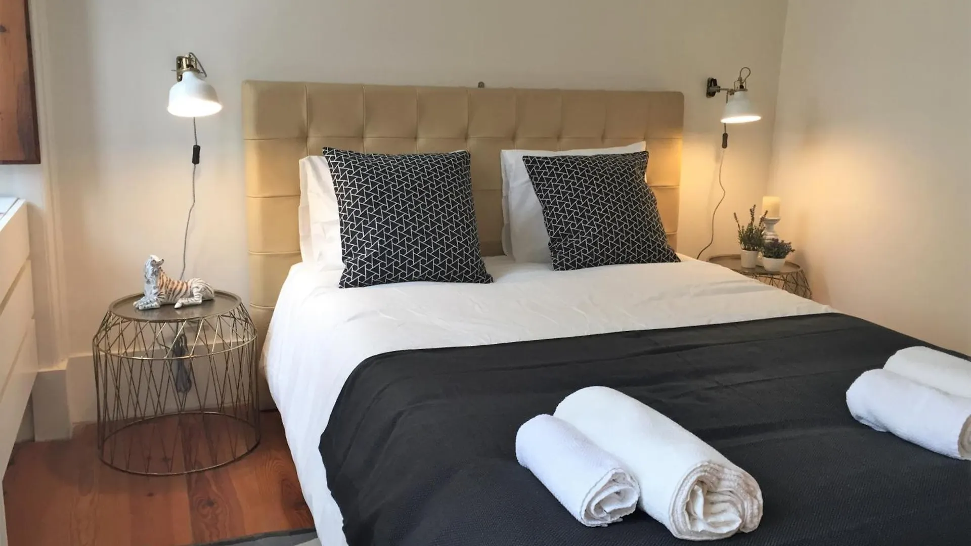 Appartamento B2 Beautiful Sunny Loft Bairro Alto - Bica Lisbona